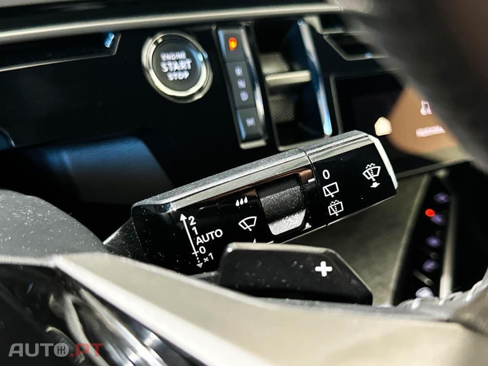 Peugeot 5008 1.2 Hybrid Allure Pack e-DCS6