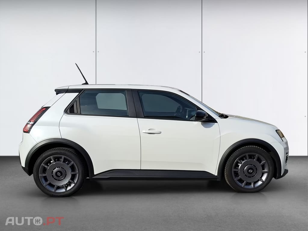Renault 5 E-TECH Evolution Urban Range