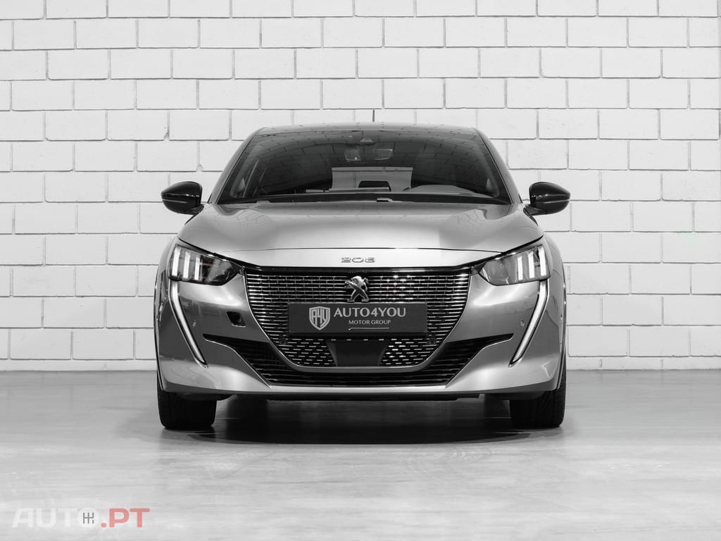 Peugeot 208 1.2 PureTech GT EAT8