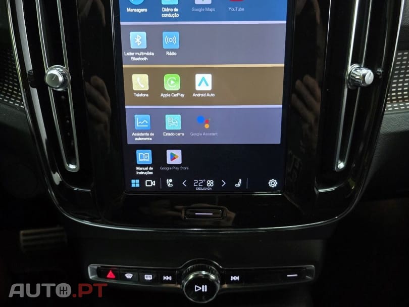 Volvo XC40 P8 AWD Recharge RDesign