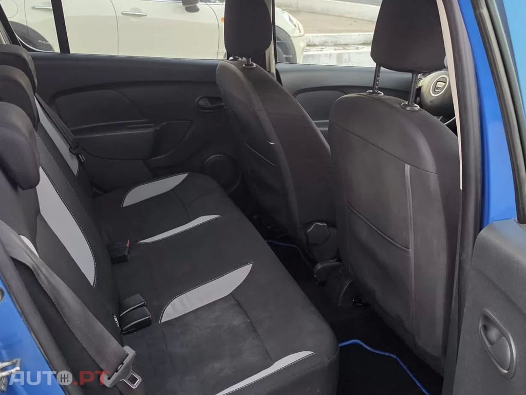 Dacia Sandero Stepway dCi 90 Prestige