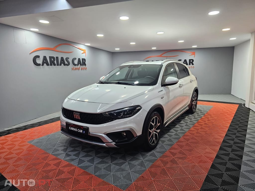 Fiat Tipo 1.3 Multijet Cross
