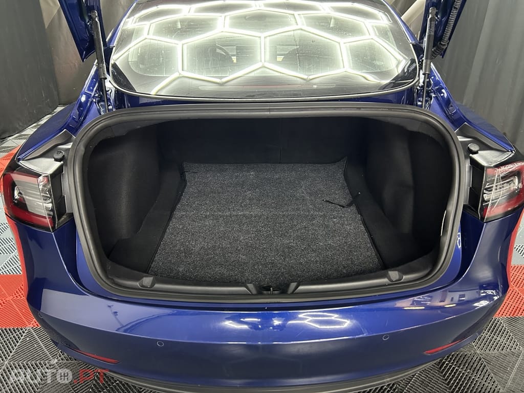 Tesla Model 3 Standard RWD Plus