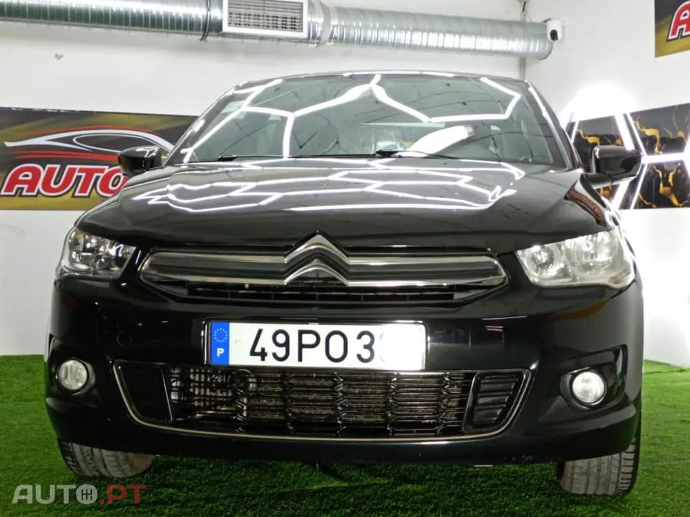 Citroën C-Elysée 1.6 BlueHDi Exclusive — fotografia 9