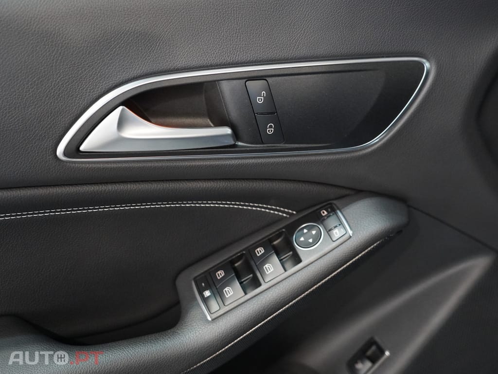 Mercedes-Benz CLA 180 d Style