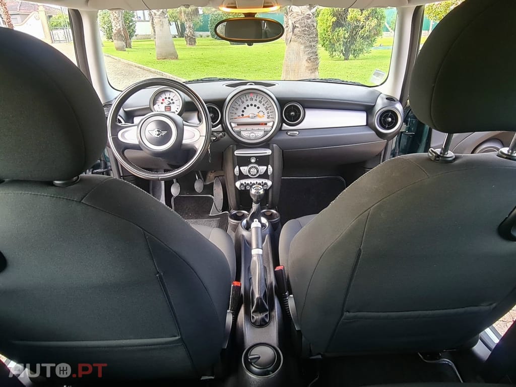 MINI Cooper Outro