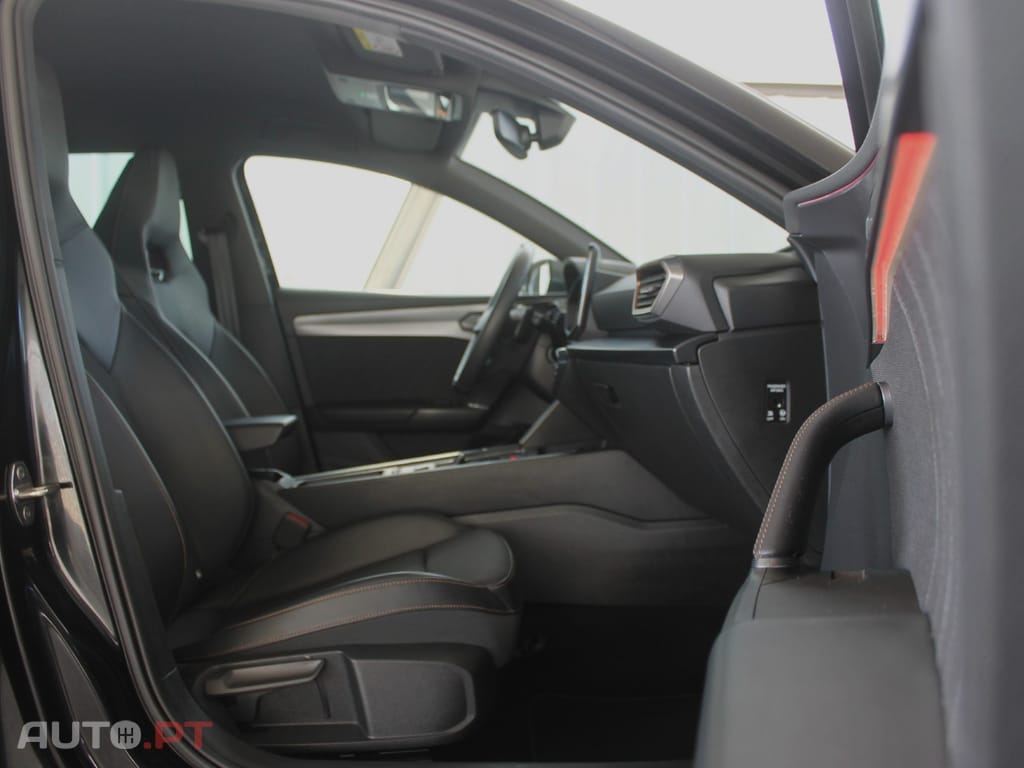 Cupra Leon ST 1.4 e-Hybrid VZ DSG