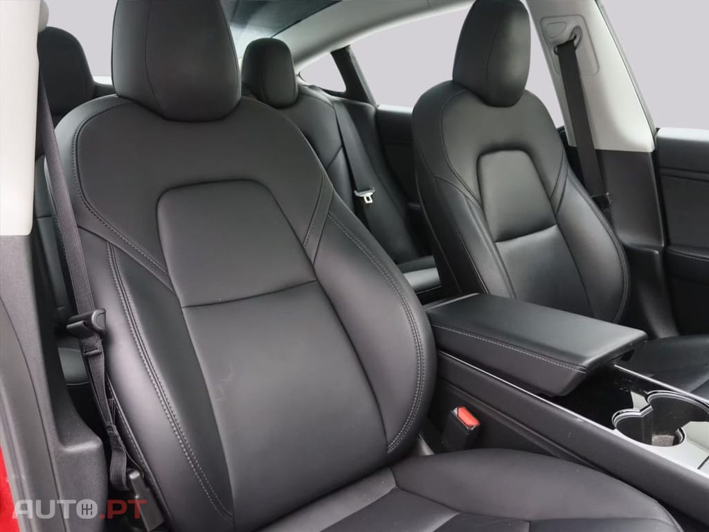 Tesla Model 3 Standard RWD I.V.A DEDUTÍVEL