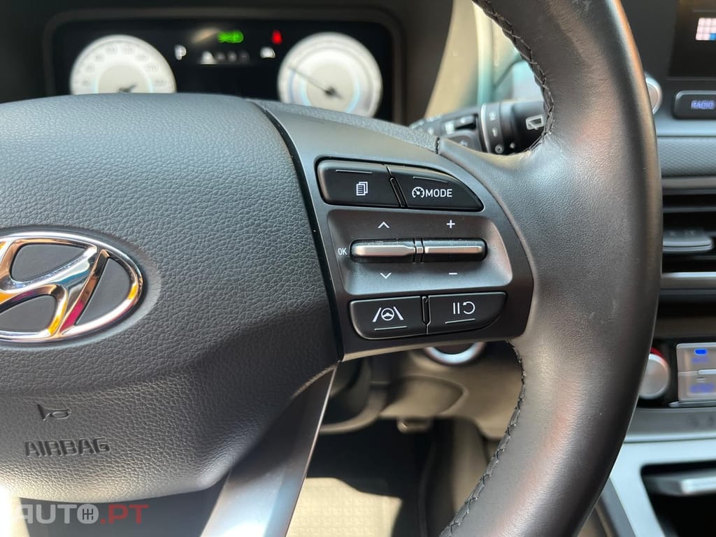 Hyundai Kauai Select I.V.A DEDUTIVEL  
