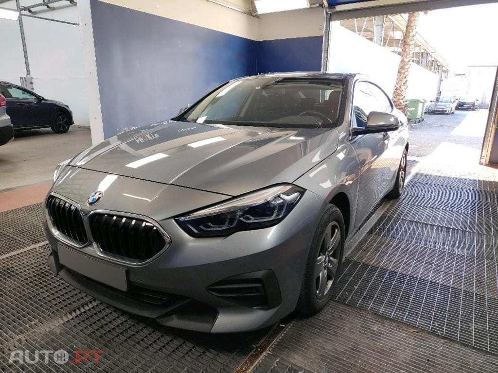 BMW 218 i Advantage