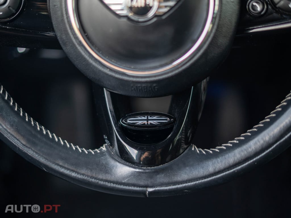 MINI Cooper Cooper D Auto
