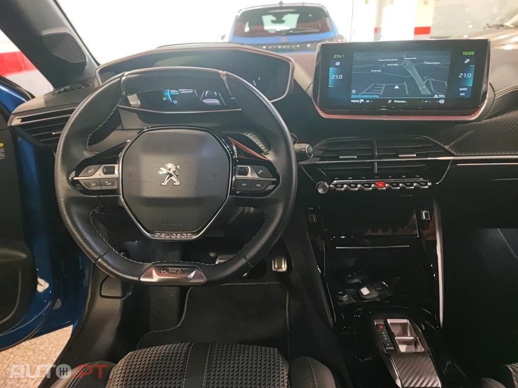 Peugeot E-208 50 kWh GT