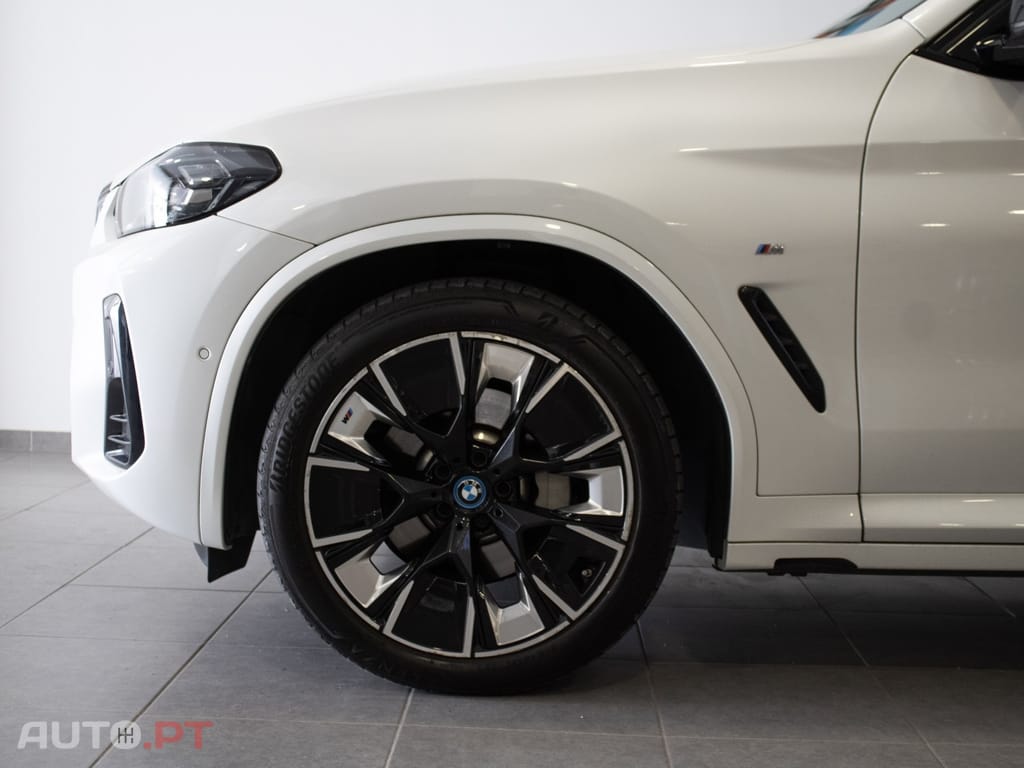 BMW iX3 M Sport Impressive