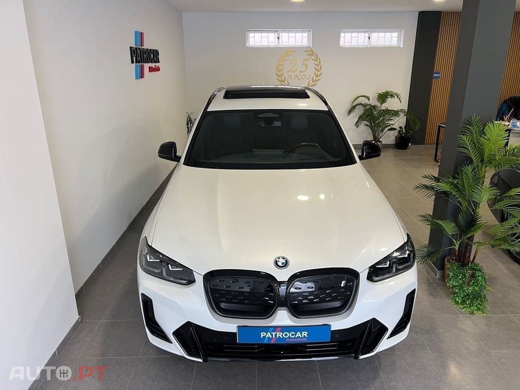 BMW iX3 M Sport Impressive