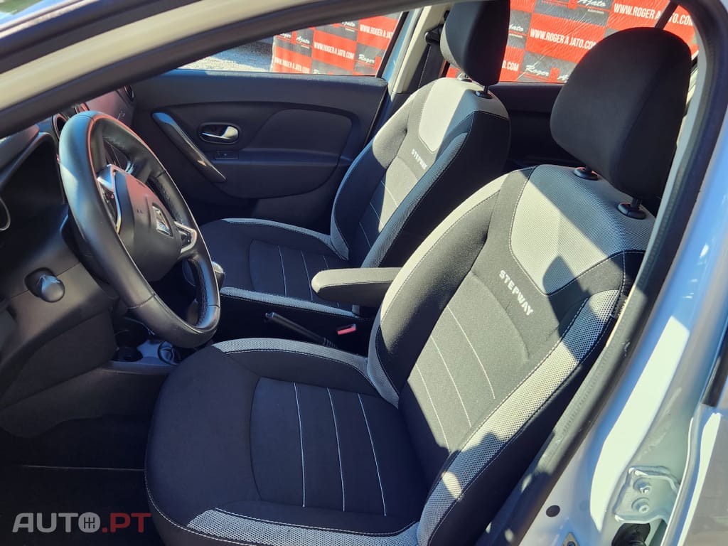 Dacia Sandero Stepway Blue dCi 95 Celebration