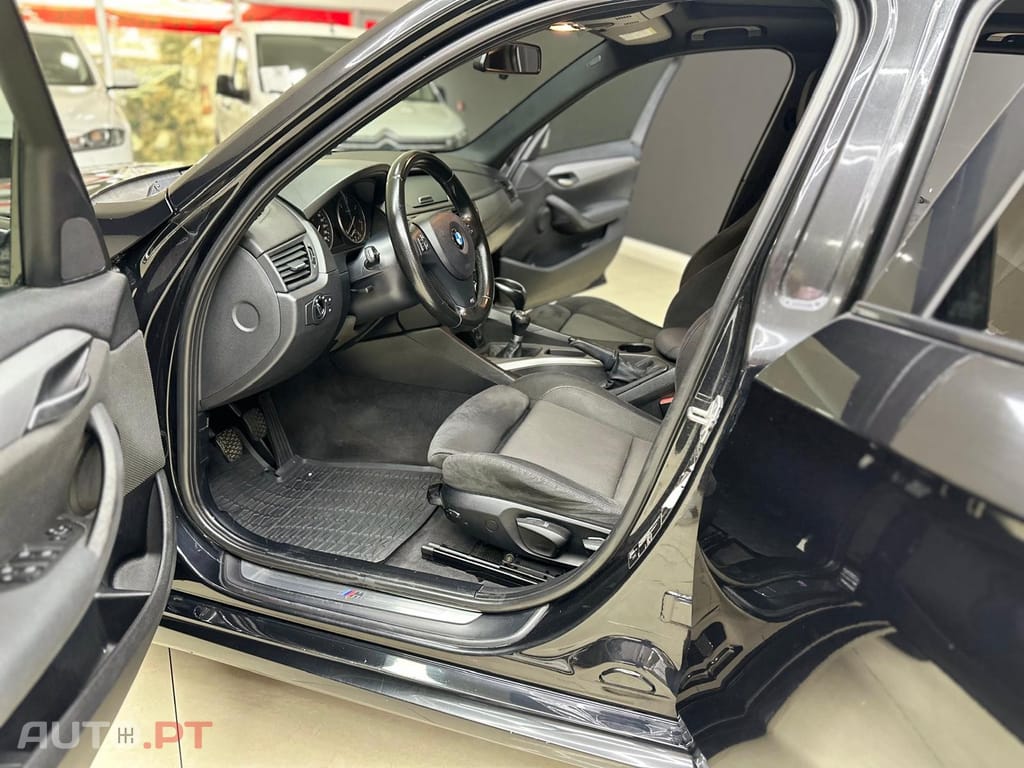 BMW X1 18 d sDrive Pack M