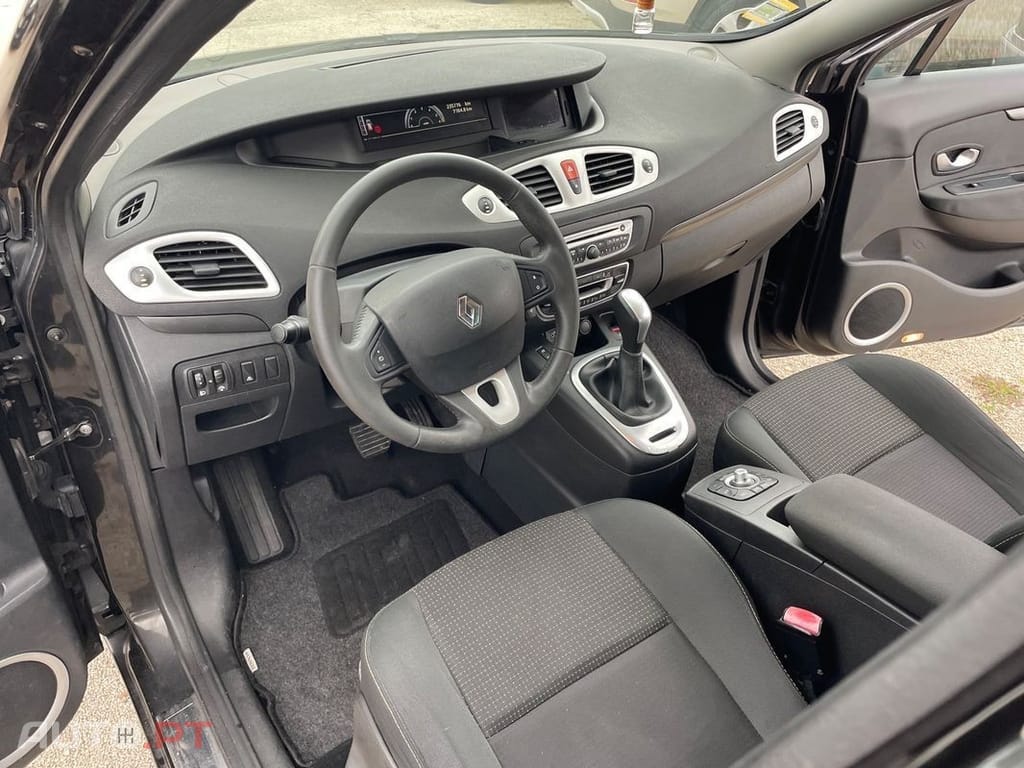 Renault Scénic 1.5 dCi Dynamique S EDC
