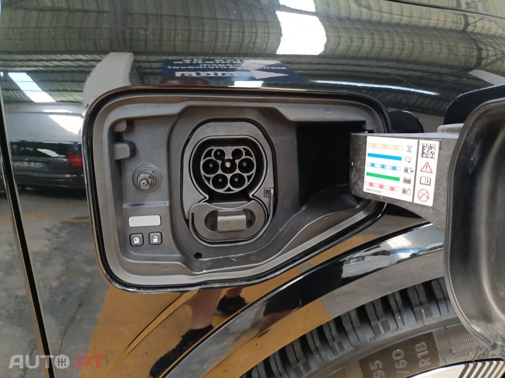 Renault Mégane E-Tech EV60 220hp optimum charge Equilibre
