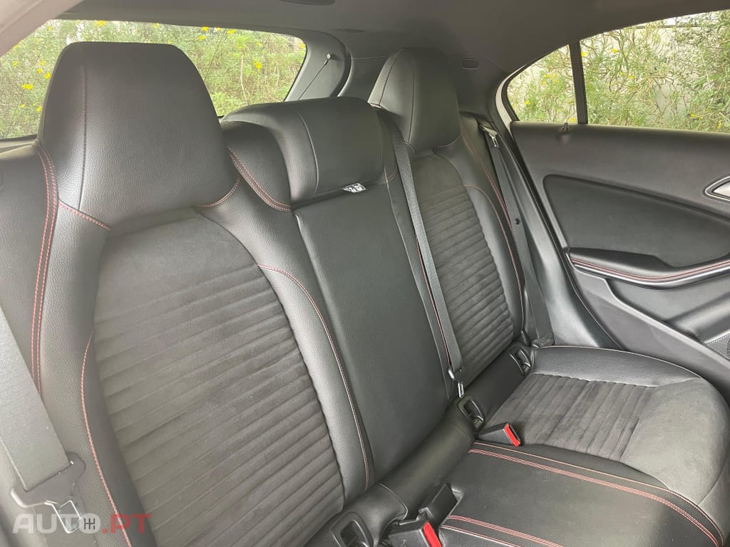 Mercedes-Benz A 200 AMG Line