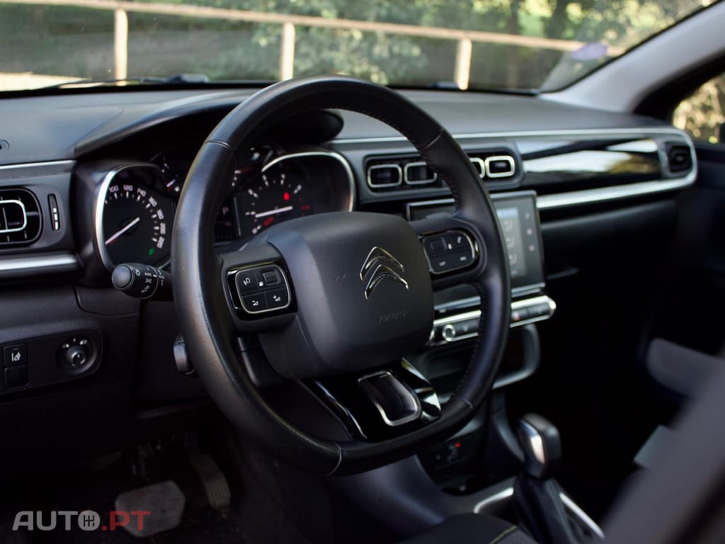 Citroen C3 1.2 PureTech Shine EAT6