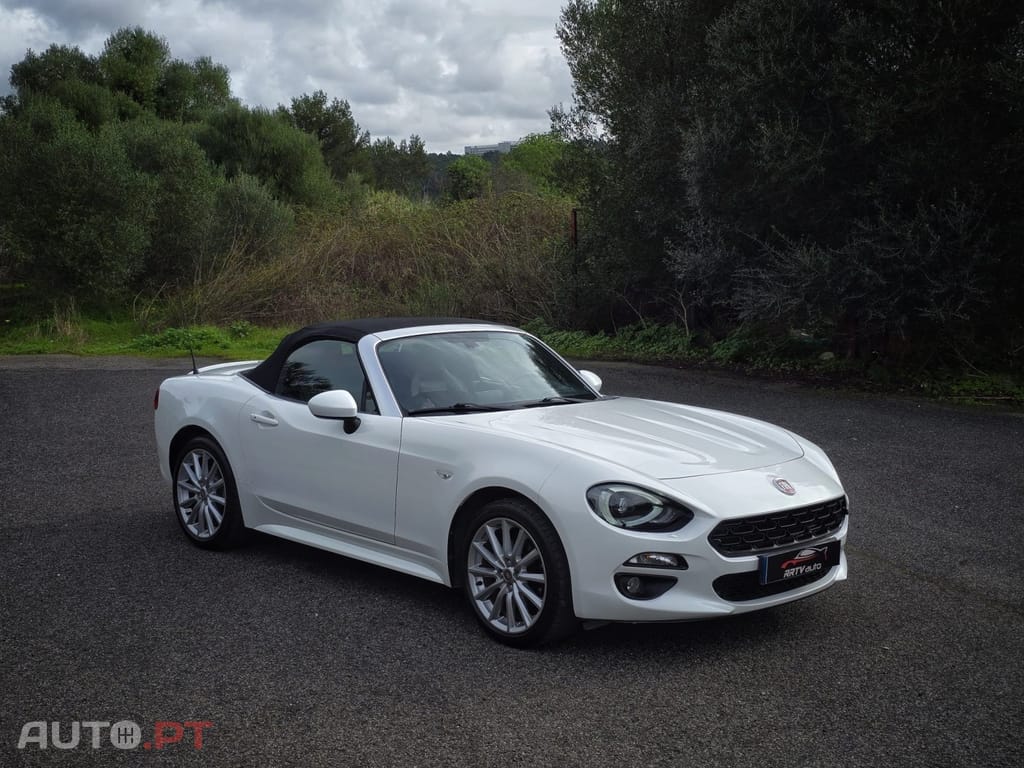 Fiat 124 Spider 1.4 MultiAir Turbo Lusso