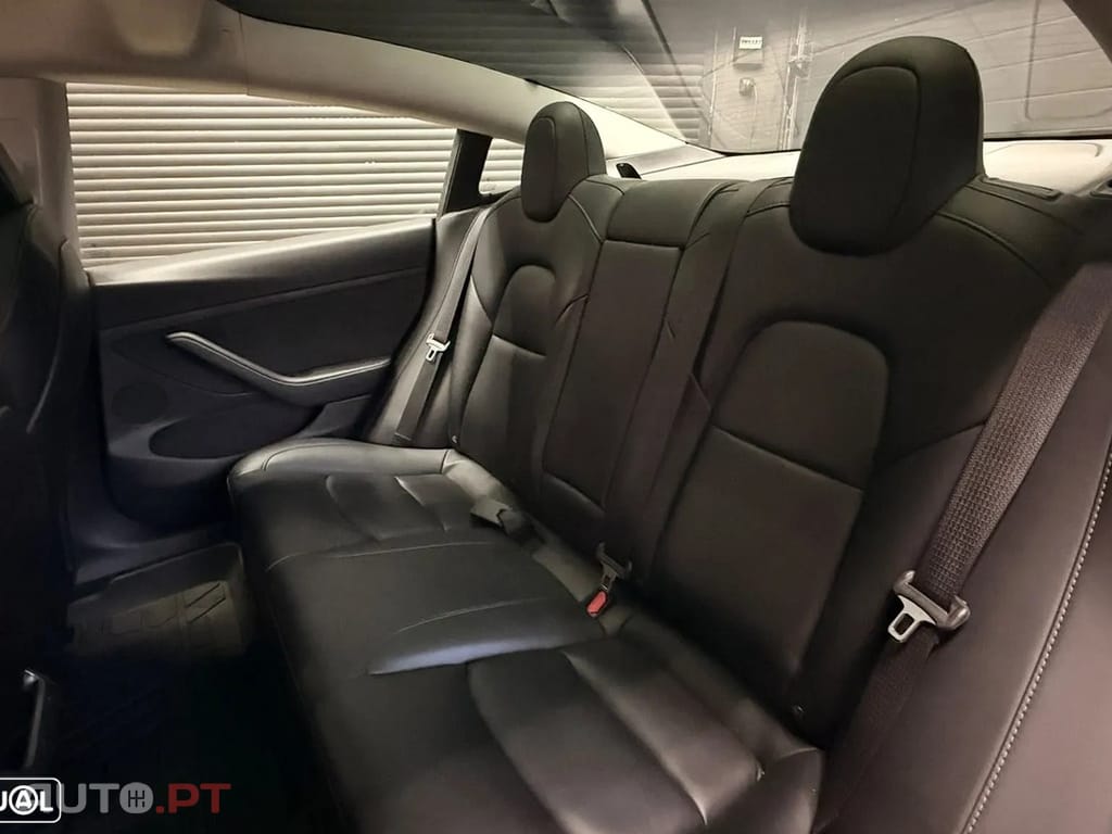 Tesla Model 3 Premium Long Range RWD