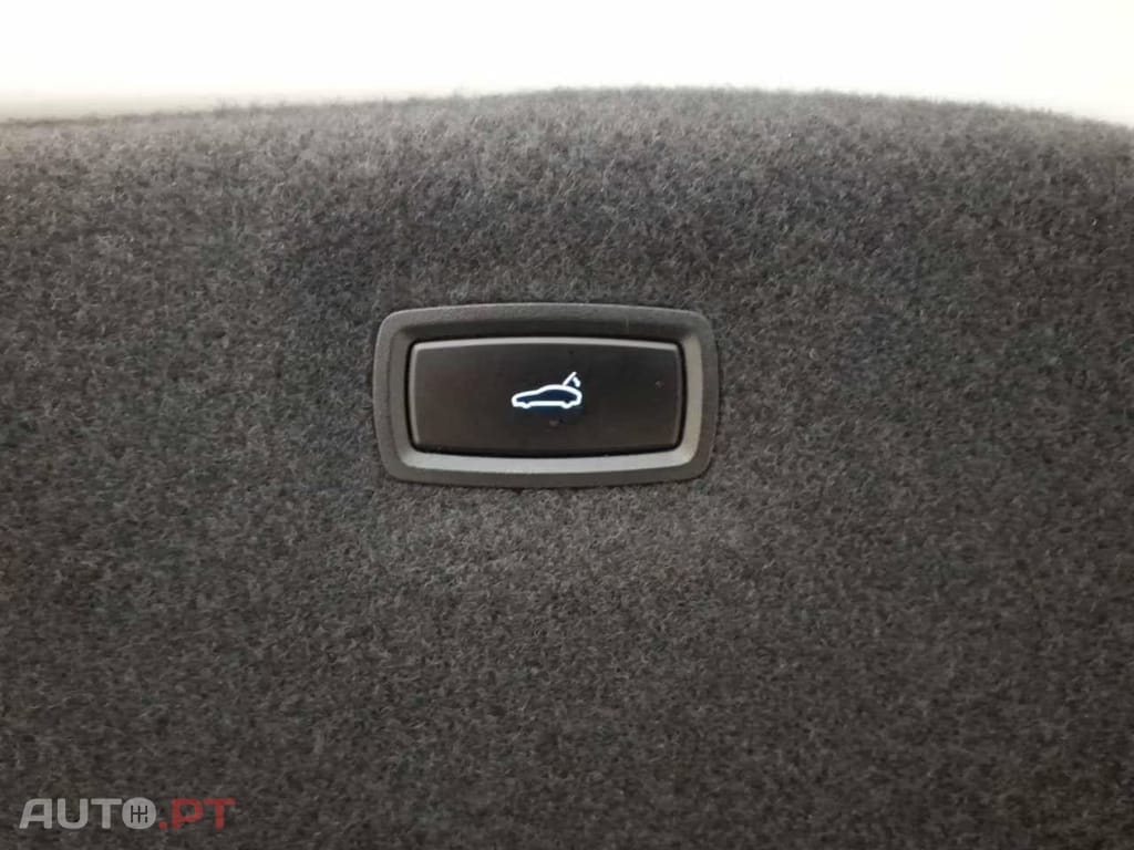 Porsche Taycan Standard