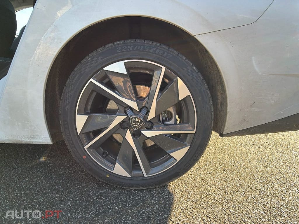 Peugeot 308 SW 1.6 Hybrid Allure Pack