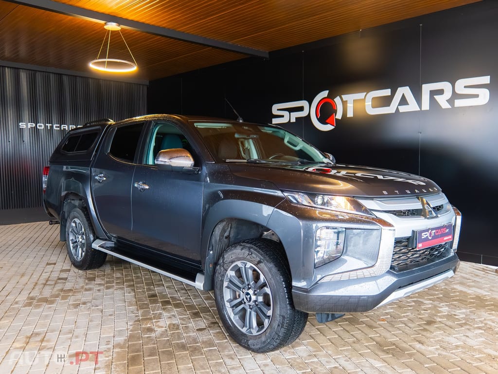 Mitsubishi L200 2.3 DI-D Strakar CD Intense 4WD