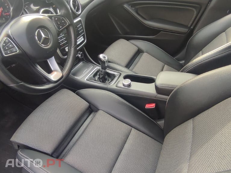 Mercedes-Benz CLA 180 (CDI) d Urban