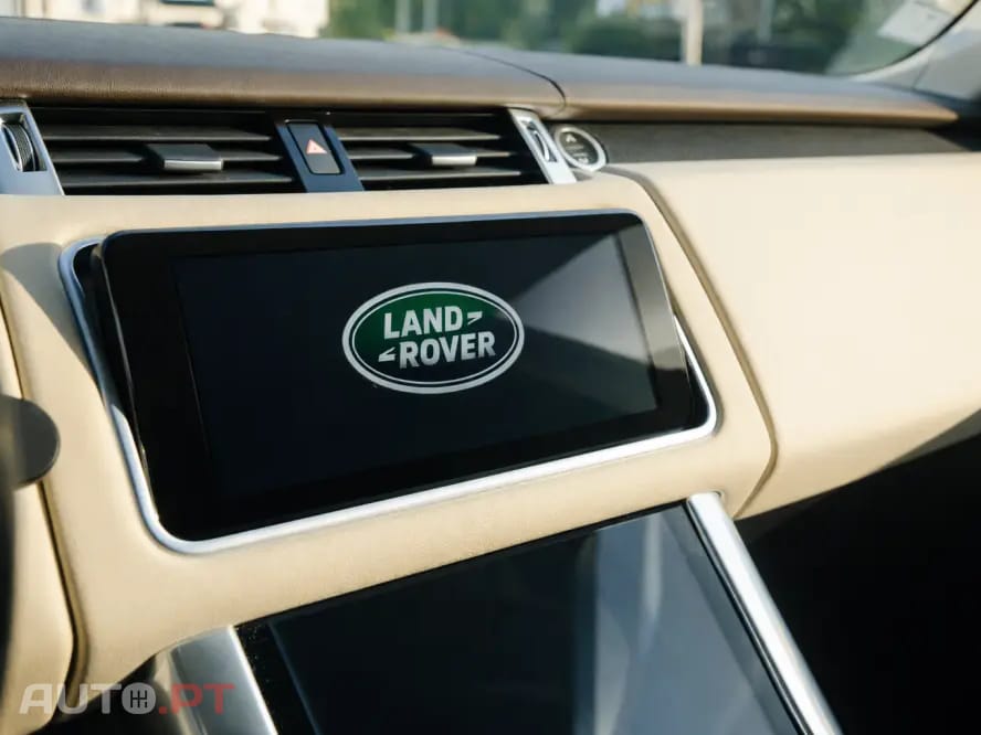 Land Rover Range Rover Sport SDV6 Black Edition
