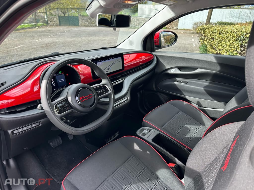 Fiat 500e 23kWh 95cv (RED)