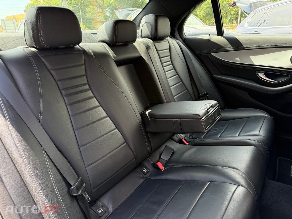 Mercedes-Benz E 300 e AMG Line