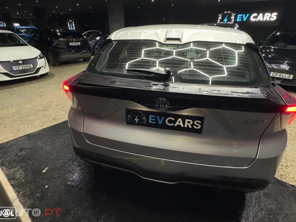 MG MG4 51 kWh Standard