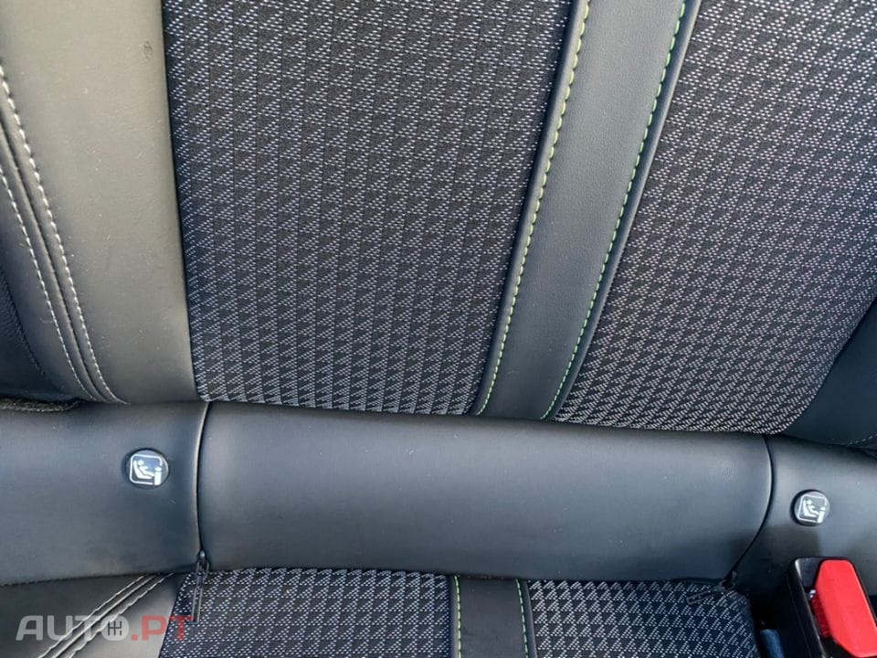 Peugeot E-208 GT Pack