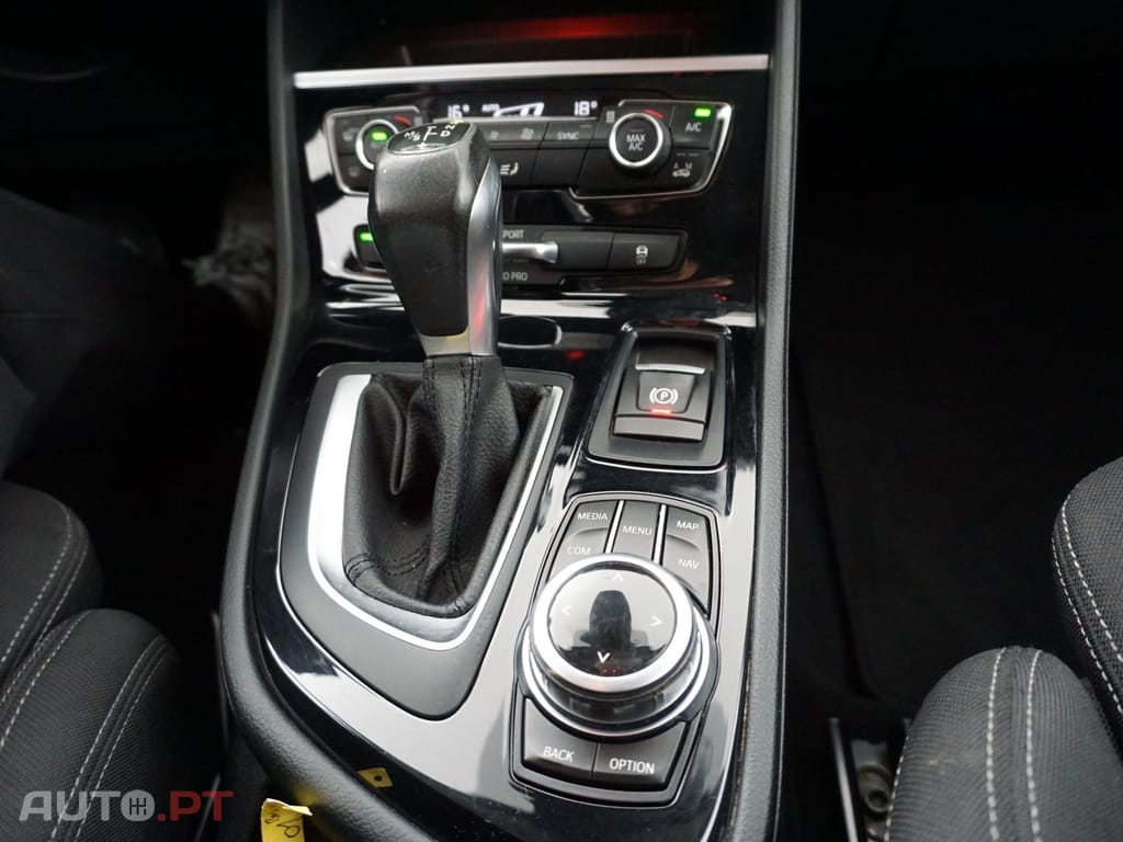 BMW 216 d Line Sport Auto