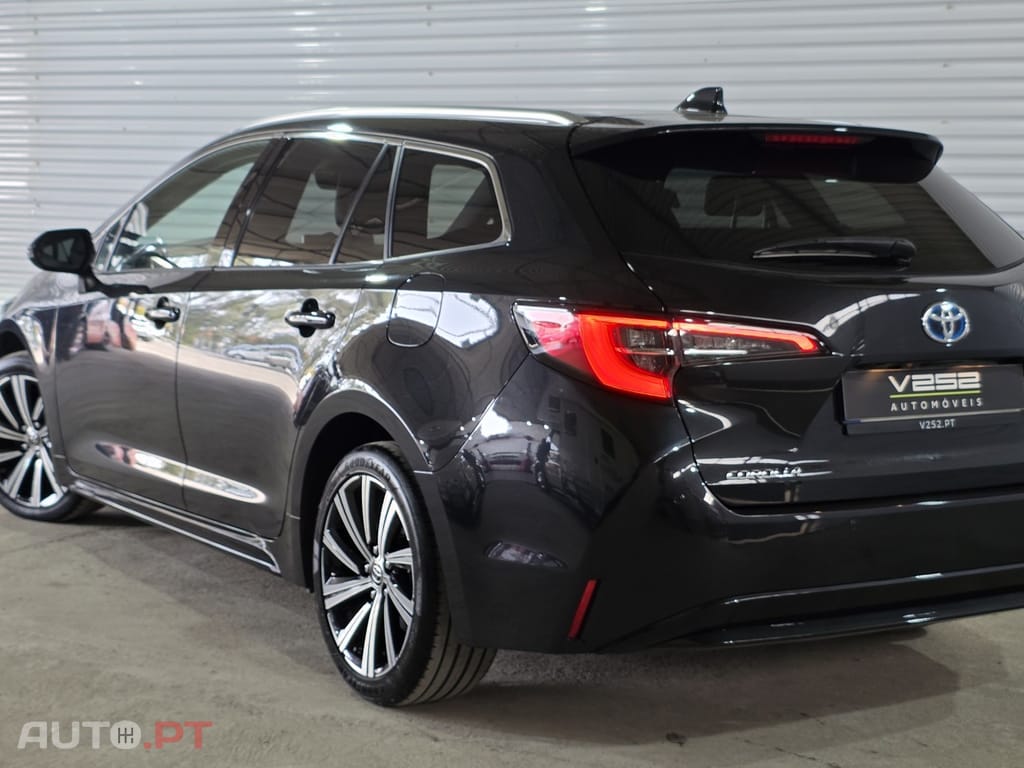 Toyota Corolla Touring Sports 1.8 Hybrid Comfort+P.Sport