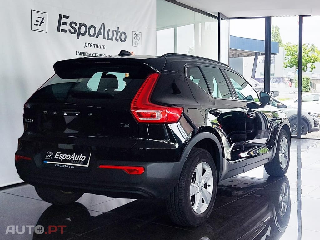 Volvo XC40 1.5 T2 Momentum