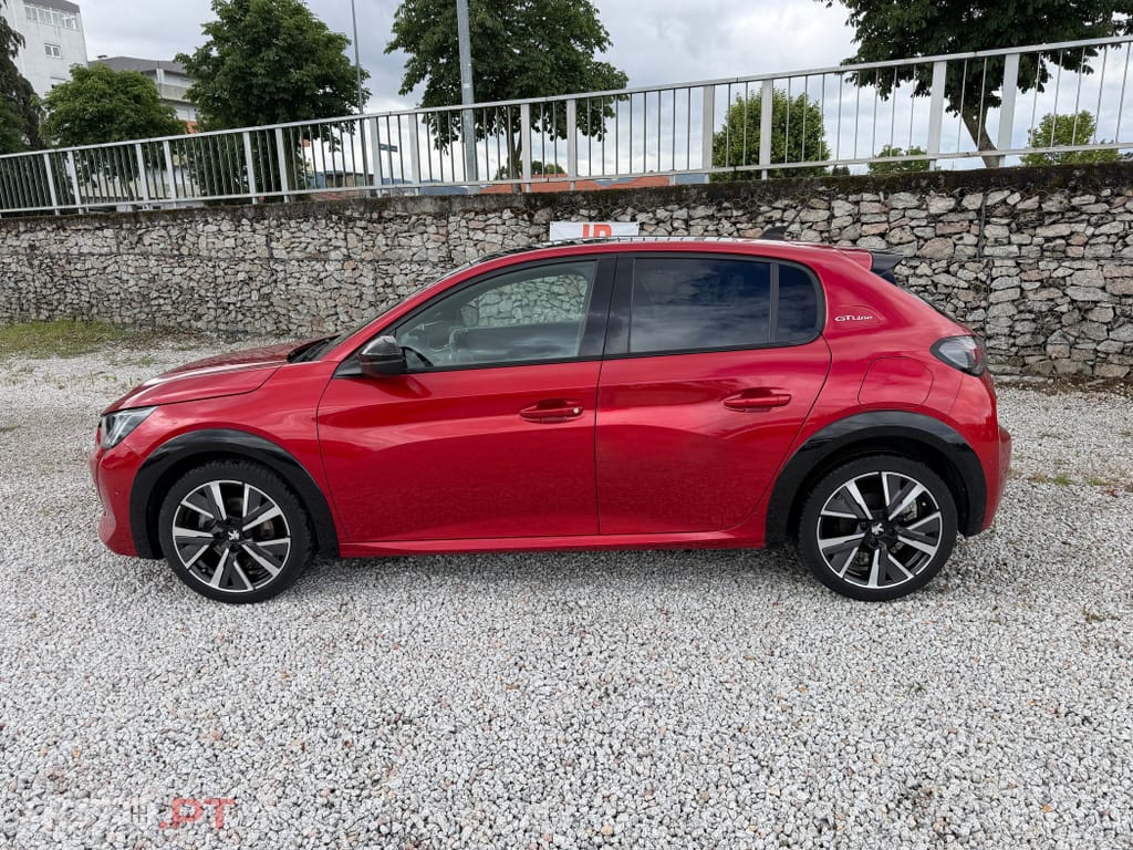 Peugeot 208 1.2 PureTech GT Line