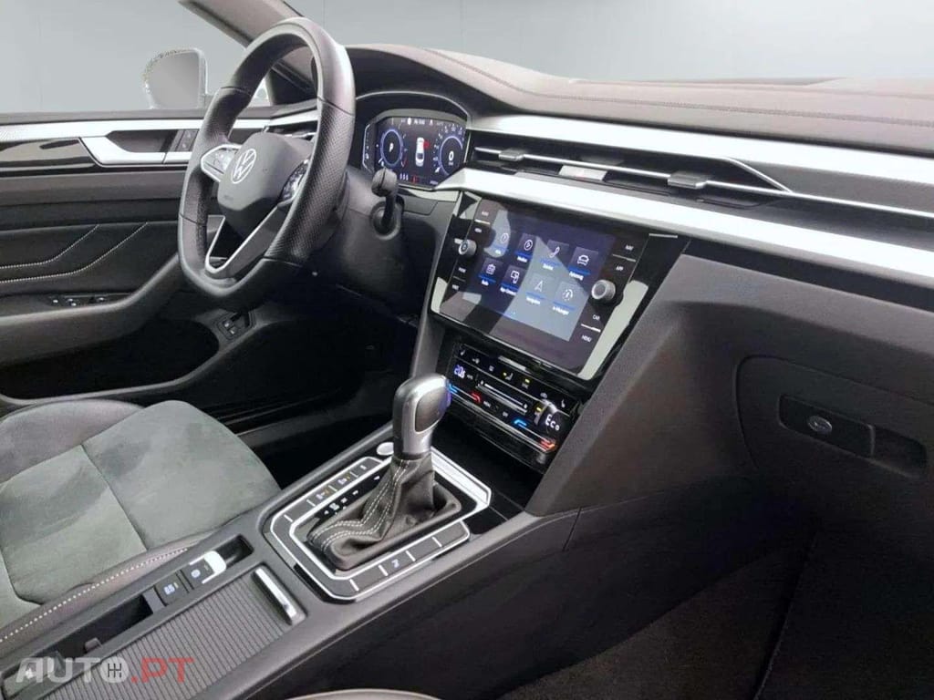 Volkswagen Arteon 1.4 TSI eHybrid DSG R-LINE