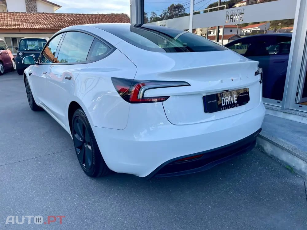 Tesla Model 3 Tração Traseira Premium