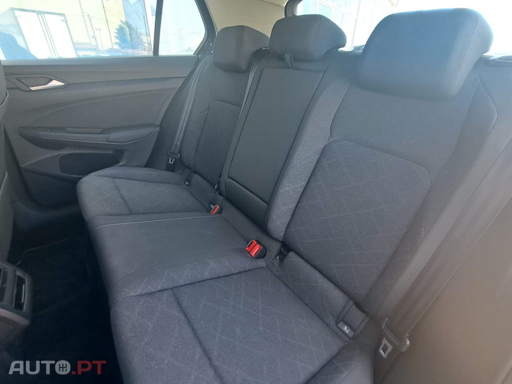 Volkswagen Golf 1.0 TSI Life