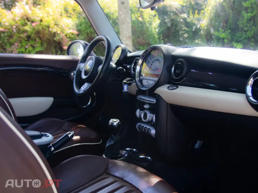 MINI Clubman Cooper D