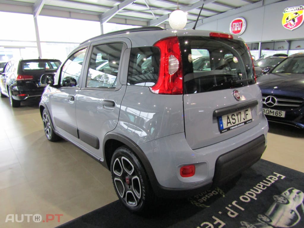 Fiat Panda 1.0 Hybrid Cross