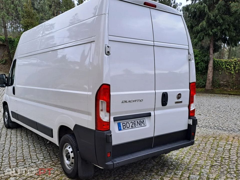 Fiat Ducato DUCATO 33 L3H3 2.2 Multijet 140cv
