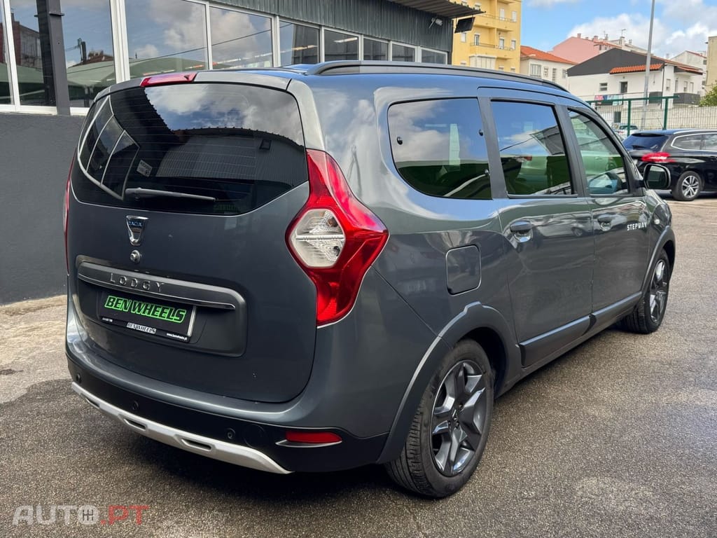 Dacia Lodgy 1.5 Blue dCi Stepway 7L
