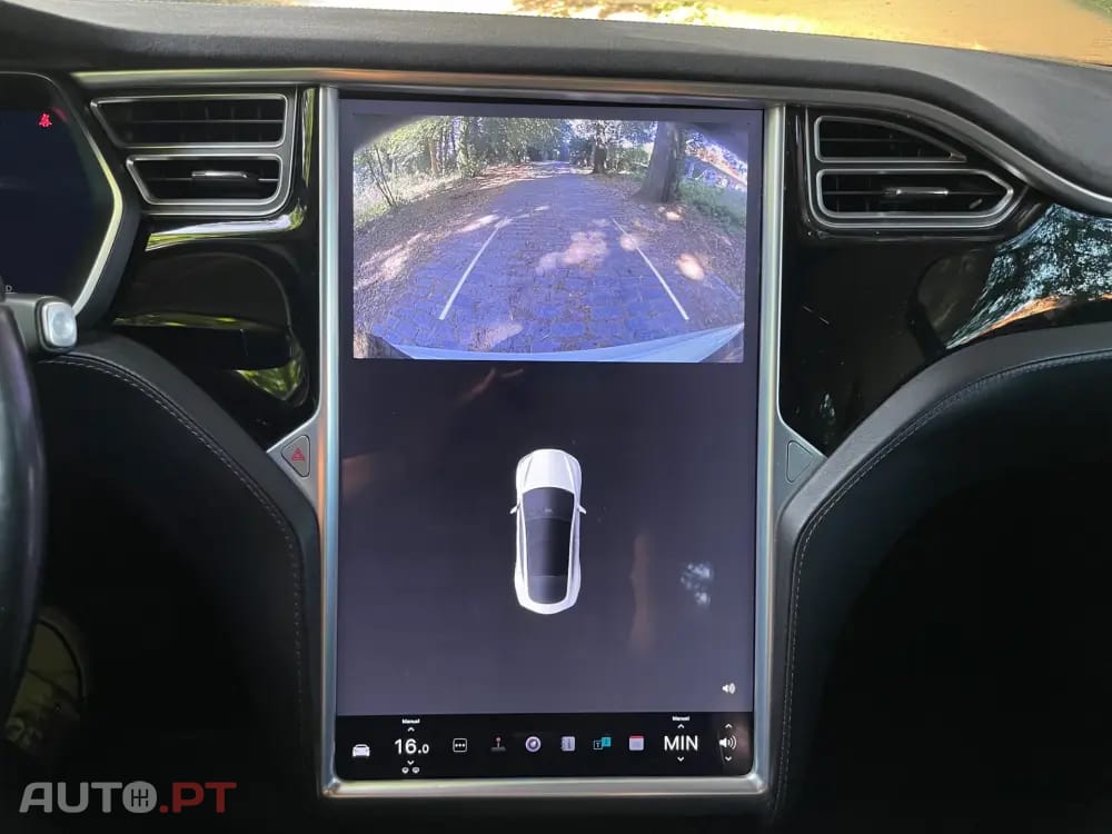 Tesla Model S 90D