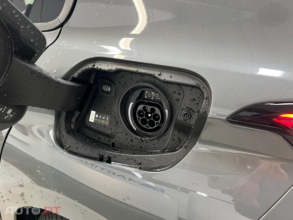 Peugeot 308 1.6 Hybrid Allure e-DCS7