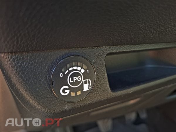 Renault Clio TCe 100 Bi-Fuel Techno