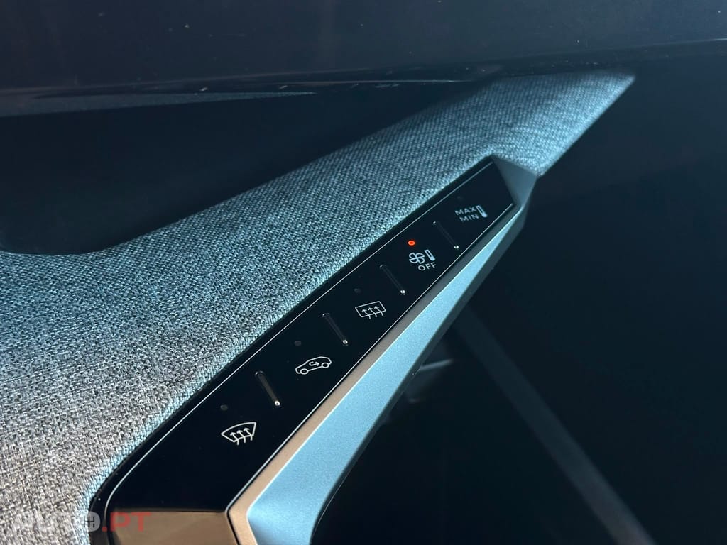 Peugeot E-3008 73 kWh Allure